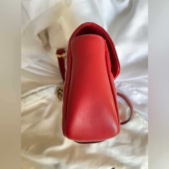 Gucci GG Marmont Mini Shoulder Handbag - Picture 13 of 15